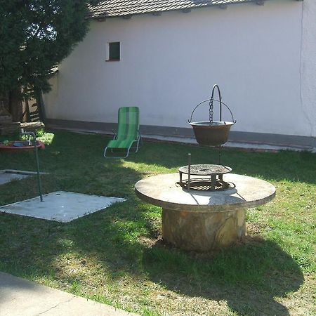 Feherszeker Apartmanok Abádszalók Dış mekan fotoğraf