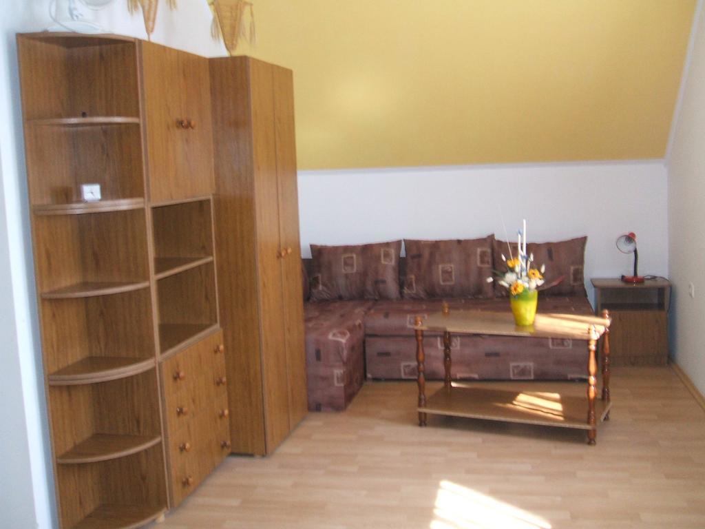 Feherszeker Apartmanok Abádszalók Oda fotoğraf