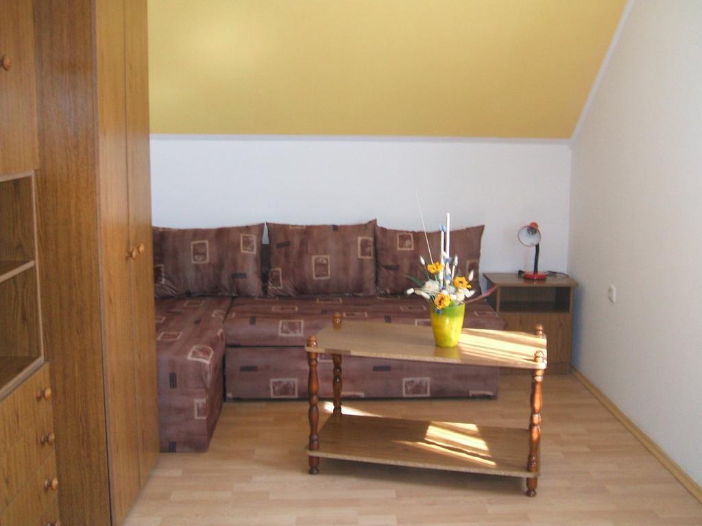 Feherszeker Apartmanok Abádszalók Oda fotoğraf